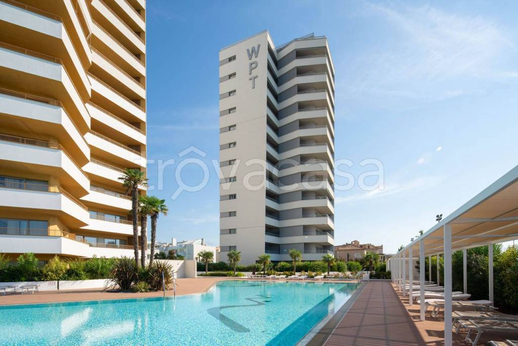 appartamento in vendita a Jesolo in zona Lido