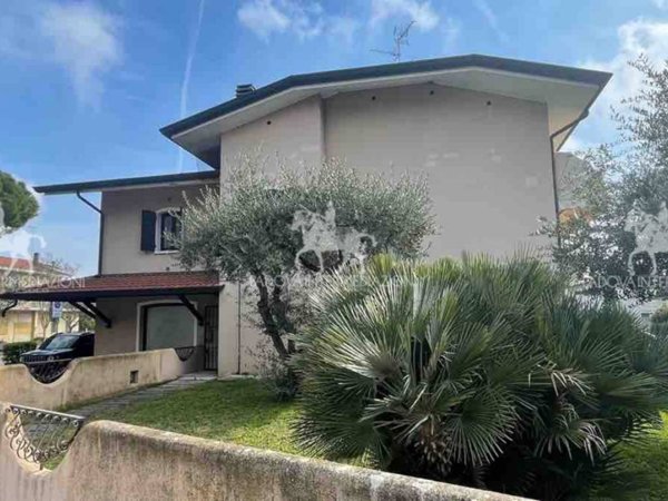 casa indipendente in vendita a Jesolo