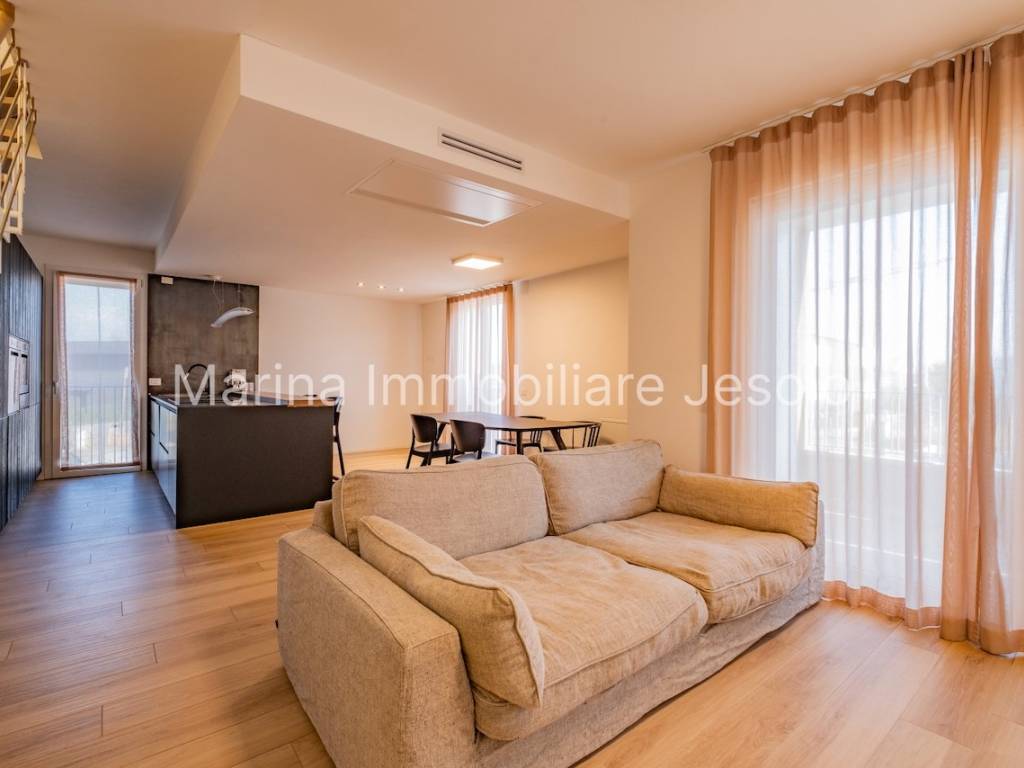 appartamento in vendita a Jesolo in zona Lido