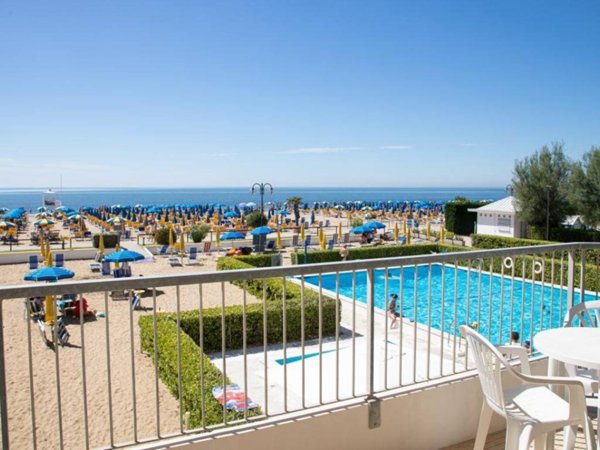 appartamento in vendita a Jesolo in zona Lido