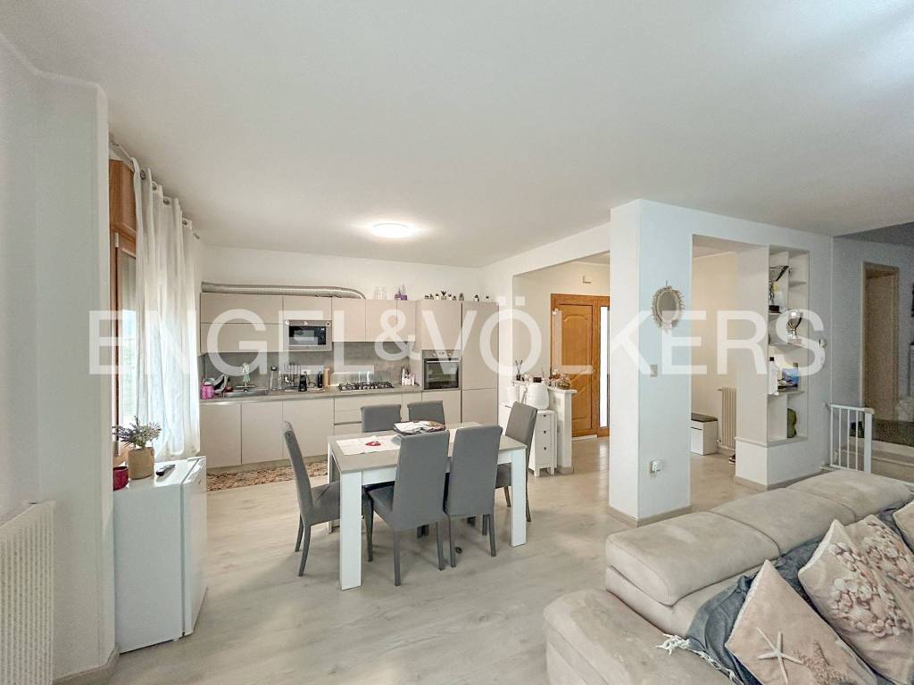 appartamento in vendita a Jesolo in zona Molinato