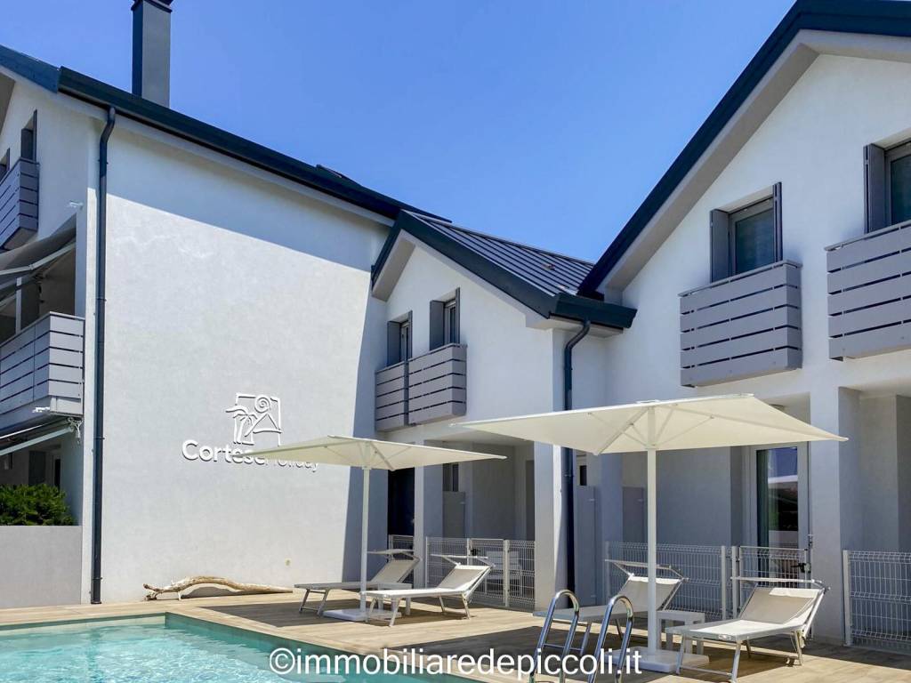 casa indipendente in vendita a Jesolo in zona Lido