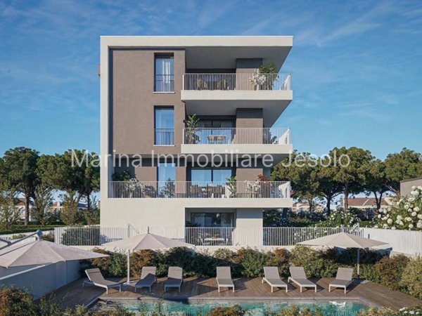 appartamento in vendita a Jesolo in zona Lido