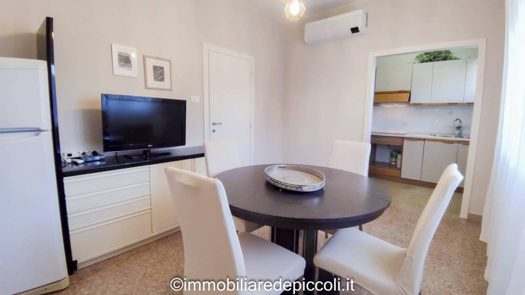 appartamento in vendita a Jesolo in zona Lido