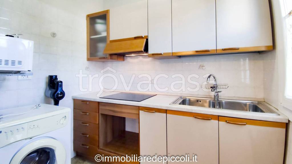 appartamento in vendita a Jesolo in zona Lido