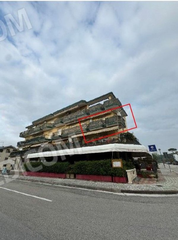 appartamento in vendita a Jesolo in zona Lido