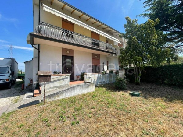 casa indipendente in vendita a Jesolo in zona Lido