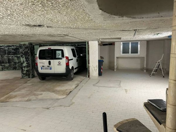 negozio in vendita a Jesolo in zona Lido