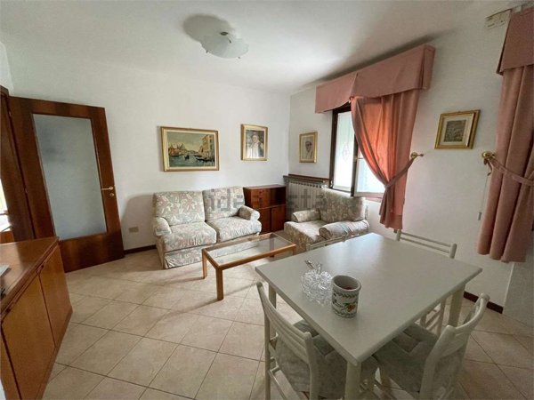 appartamento in vendita a Jesolo in zona Lido