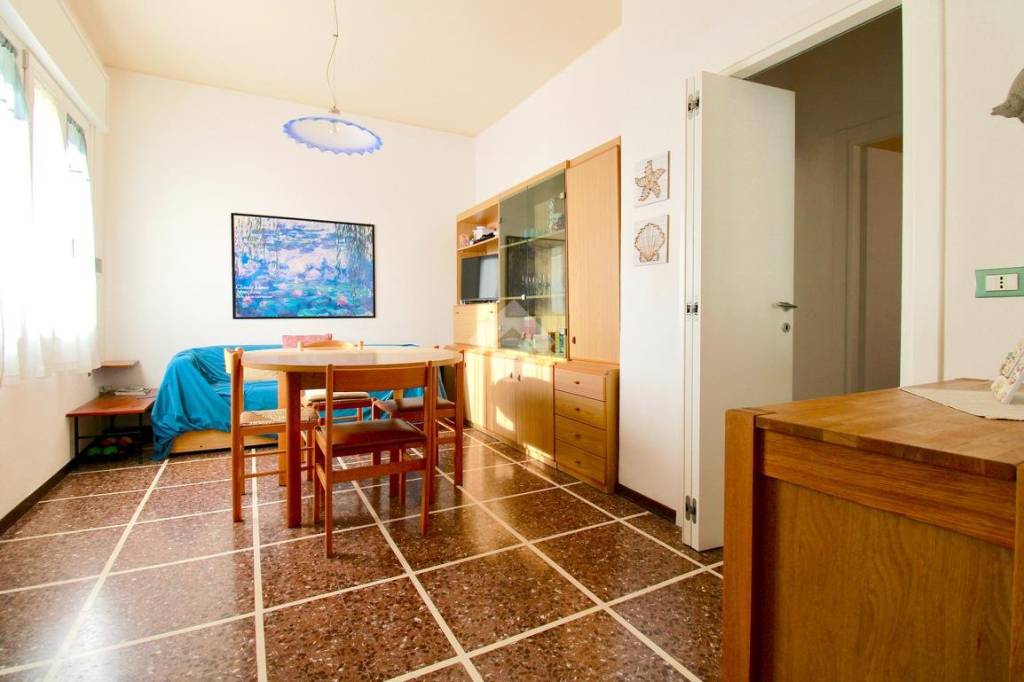 appartamento in vendita a Jesolo in zona Lido