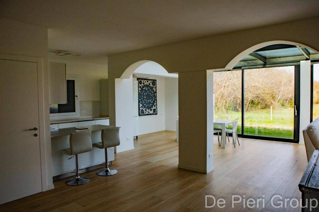 casa indipendente in vendita a Jesolo in zona Lido