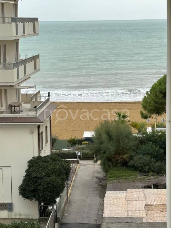 appartamento in vendita a Jesolo in zona Lido