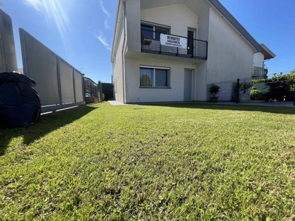casa indipendente in vendita a Jesolo