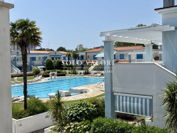 appartamento in vendita a Jesolo in zona Lido