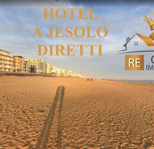 villa in vendita a Jesolo in zona Lido