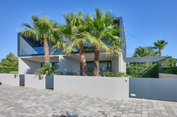 casa indipendente in vendita a Jesolo in zona Lido