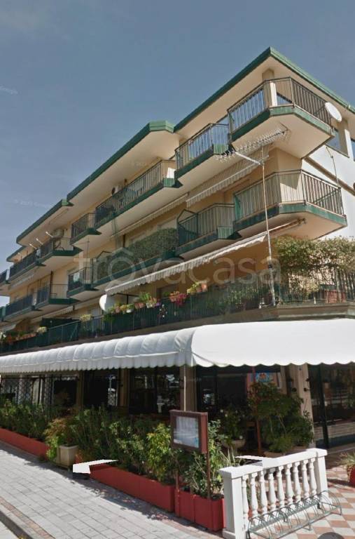 appartamento in vendita a Jesolo in zona Lido