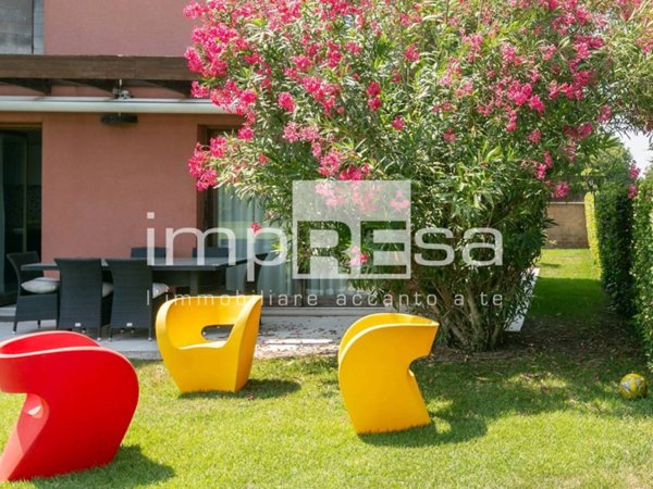 casa indipendente in vendita a Jesolo in zona Lido