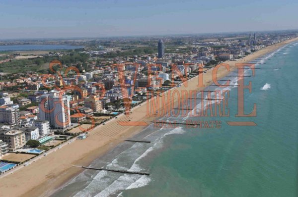 casa indipendente in vendita a Jesolo in zona Lido