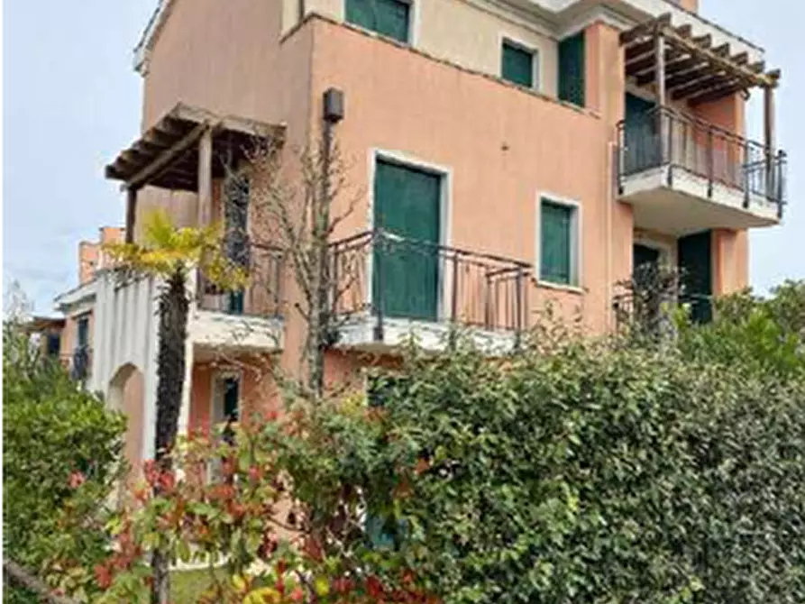 appartamento in vendita a Jesolo in zona Lido