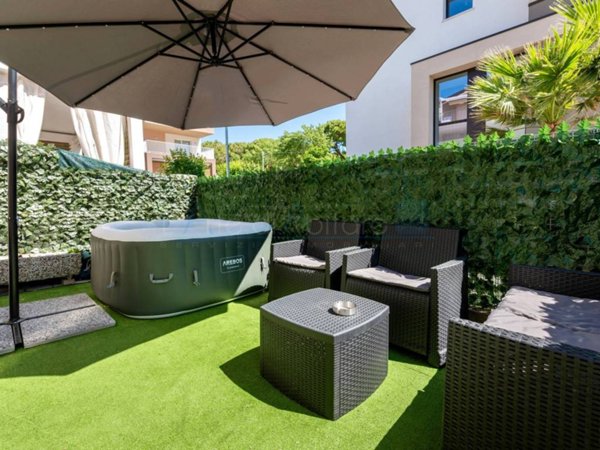 appartamento in vendita a Jesolo in zona Lido