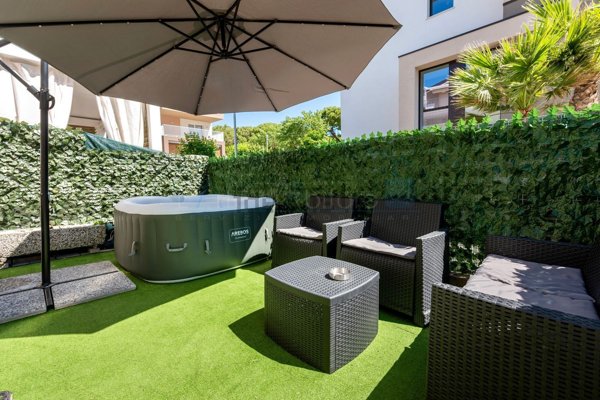 appartamento in vendita a Jesolo in zona Lido