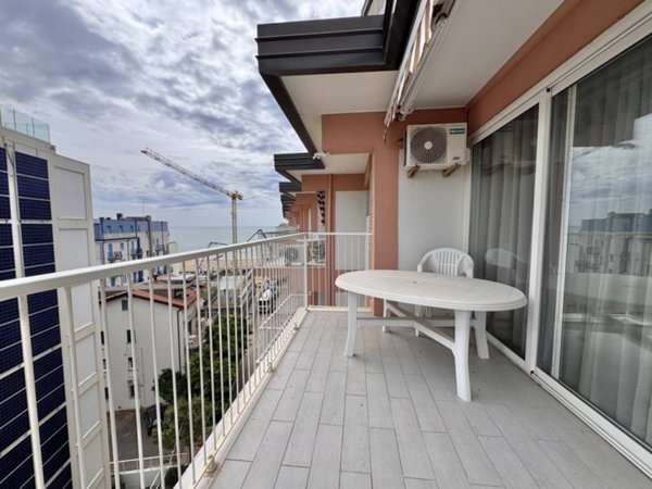 appartamento in vendita a Jesolo in zona Lido