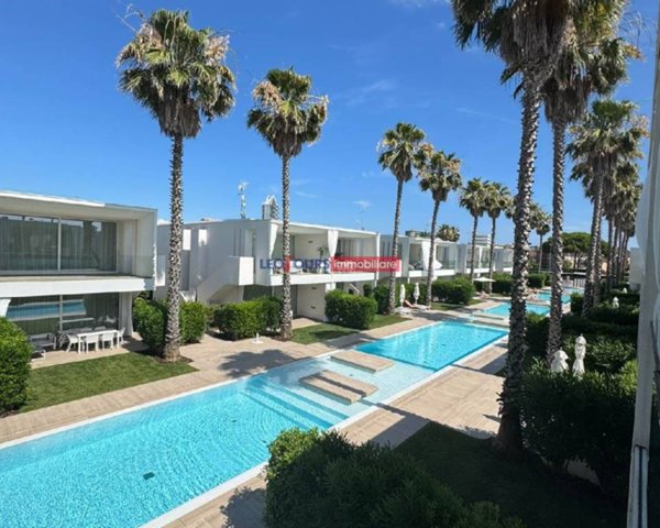 appartamento in vendita a Jesolo in zona Lido