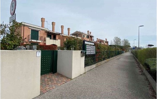appartamento in vendita a Jesolo in zona Lido