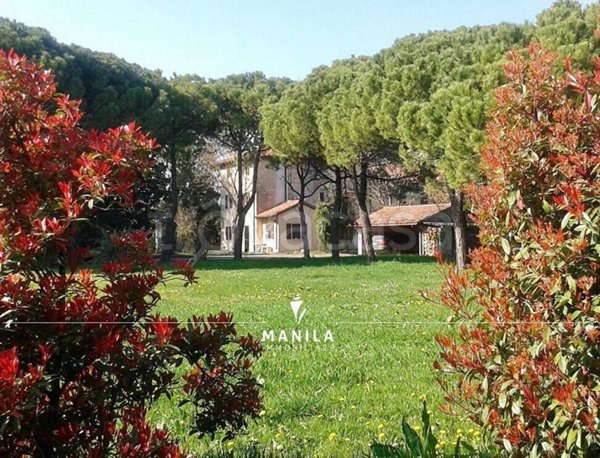 casa indipendente in vendita a Jesolo in zona Lido