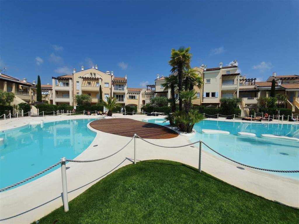 appartamento in vendita a Jesolo in zona Lido