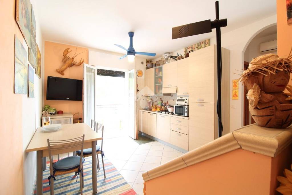 appartamento in vendita a Jesolo in zona Lido
