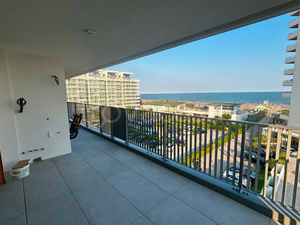 appartamento in vendita a Jesolo in zona Lido