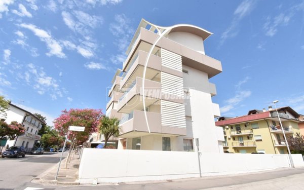 appartamento in vendita a Jesolo in zona Lido