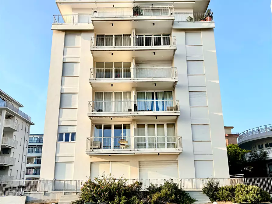 appartamento in vendita a Jesolo in zona Lido