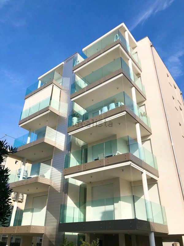 appartamento in vendita a Jesolo in zona Lido
