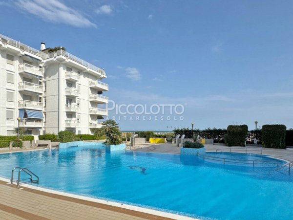 appartamento in vendita a Jesolo in zona Lido