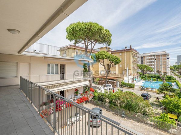 appartamento in vendita a Jesolo in zona Lido