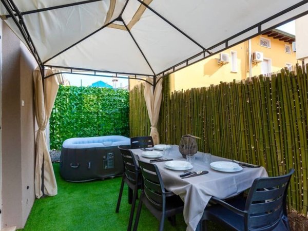 appartamento in vendita a Jesolo in zona Lido