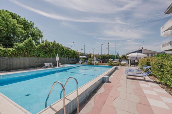 appartamento in vendita a Jesolo in zona Lido