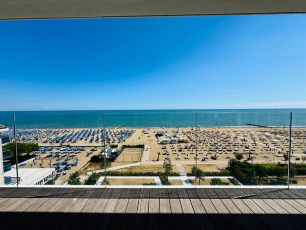 appartamento in vendita a Jesolo in zona Lido