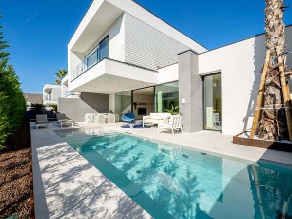 casa indipendente in vendita a Jesolo in zona Lido