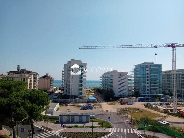 appartamento in vendita a Jesolo in zona Lido