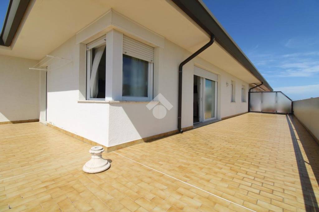 appartamento in vendita a Jesolo in zona Lido
