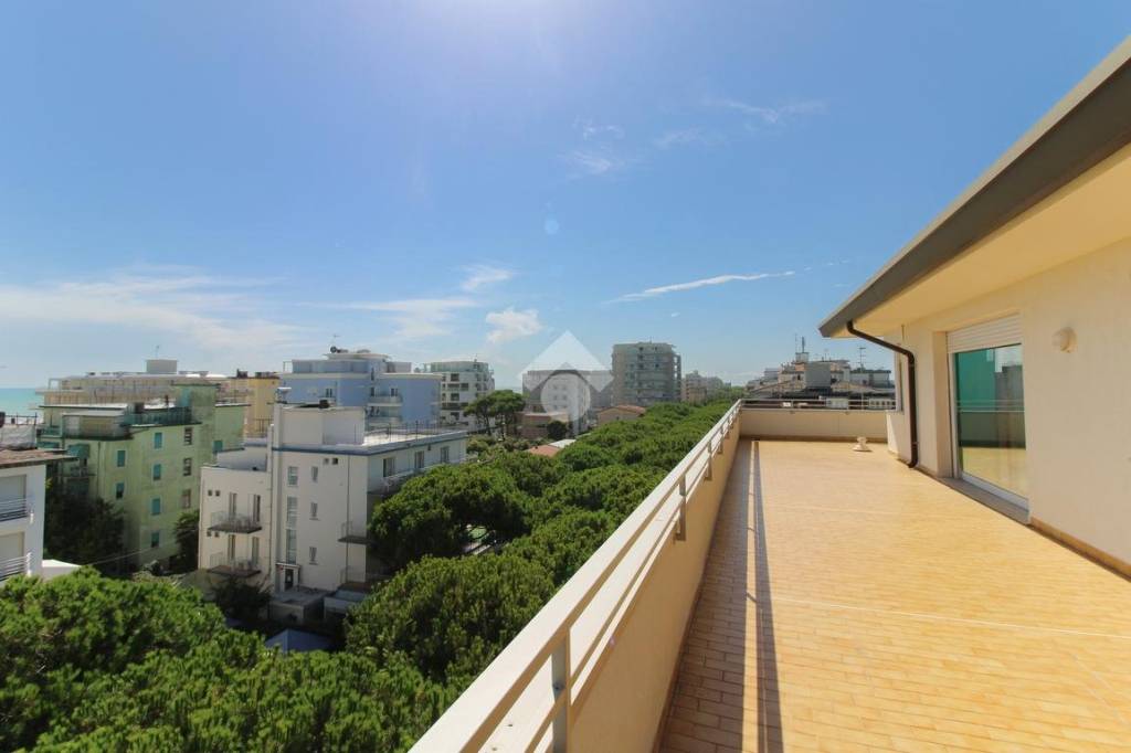 appartamento in vendita a Jesolo in zona Lido