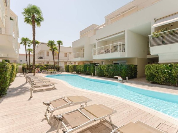 appartamento in vendita a Jesolo in zona Lido