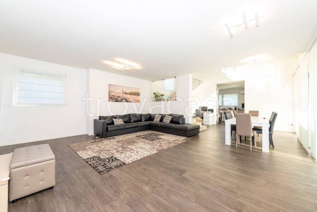 casa indipendente in vendita a Jesolo in zona Lido
