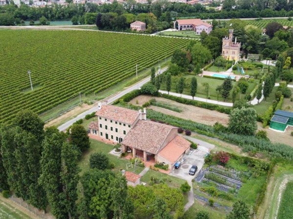 casa indipendente in vendita a Jesolo in zona Molinato