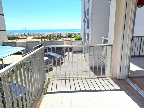 appartamento in vendita a Jesolo in zona Lido