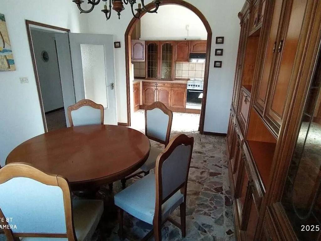 appartamento in vendita a Jesolo in zona Lido